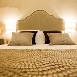 Hotel Palazzo Franceschini 3*