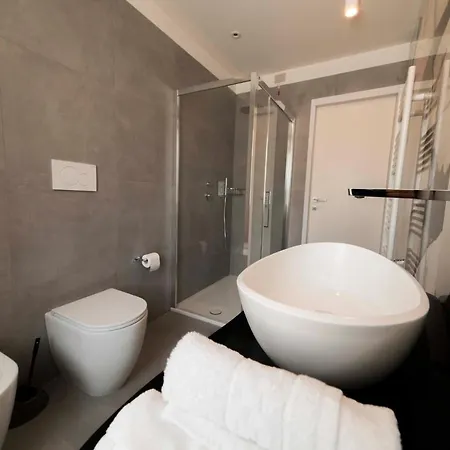Palazzo Franceschini 3*