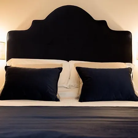 Palazzo Franceschini Hotel