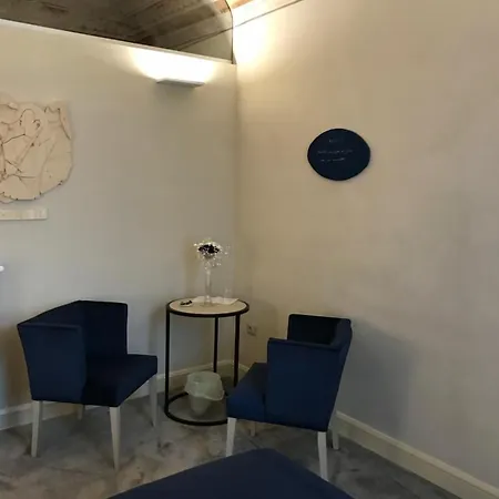 Palazzo Franceschini 3*