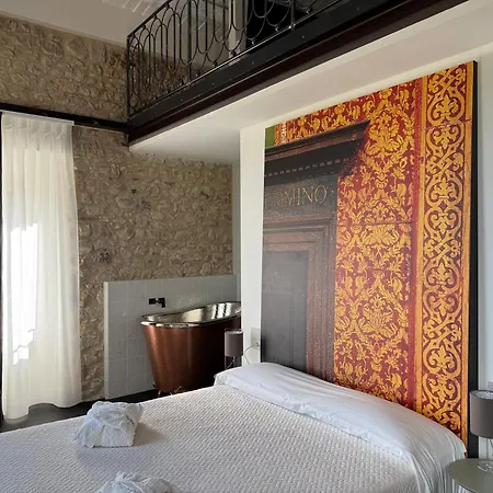 Palazzo Franceschini Hotel 3*