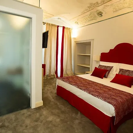 Hotel Palazzo Franceschini 3*