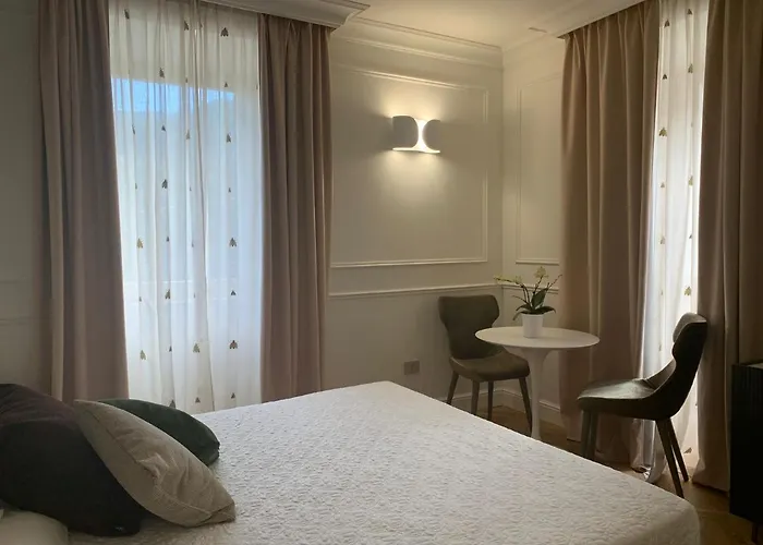 Palazzo Franceschini 3*