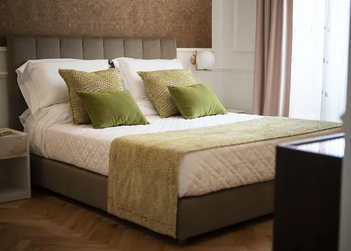 Palazzo Franceschini Hotel 3*