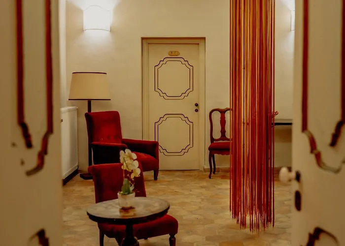 Palazzo Franceschini 3*