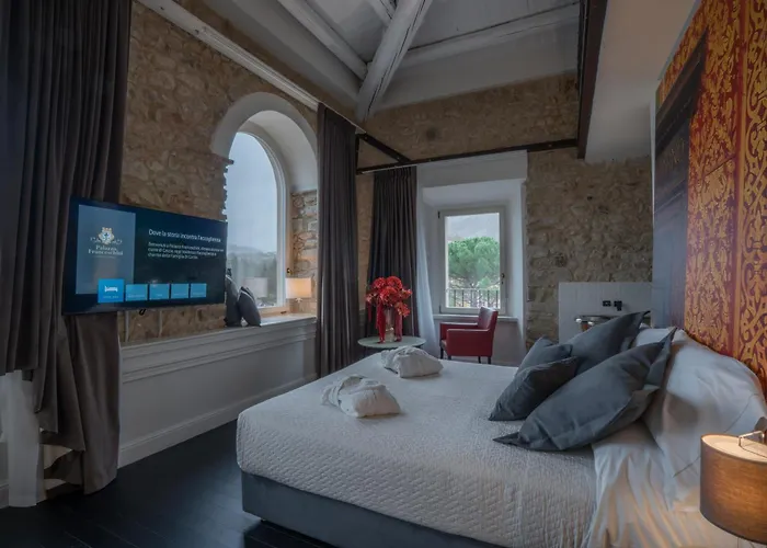 Palazzo Franceschini 3*